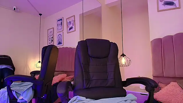 Snapshot of Hanabie_ chatting on 10, 2, 2026 Hanabie online show from 10, 2, 2026