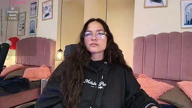 Snapshot of Hanabie_ chatting on 10, 3, 2026 Hanabie online show from 10, 3, 2026