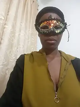 Snapshot of CreamyCupCake_96 chatting on 7, 7, 2026 CreamyCupCake 96 online show from 7, 7, 2026