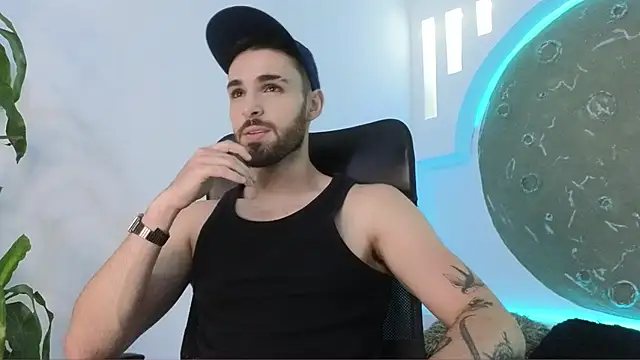 Snapshot of Apolo_lux1 chatting on 31, 1, 2026 Apolo lux1 online show from 31, 1, 2026