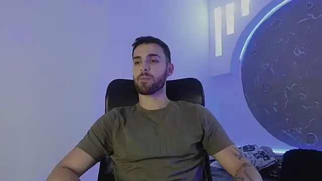 Snapshot of Apolo_lux1 chatting on 7, 2, 2026 Apolo lux1 online show from 7, 2, 2026