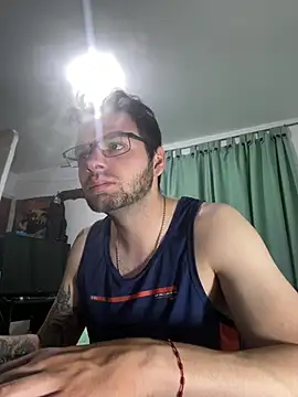 Snapshot of Baphomet212341 chatting on 1, 4, 2026 Baphomet212341 online show from 1, 4, 2026