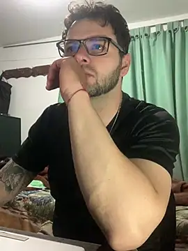 Snapshot of Baphomet212341 chatting on 21, 7, 2026 Baphomet212341 online show from 21, 7, 2026
