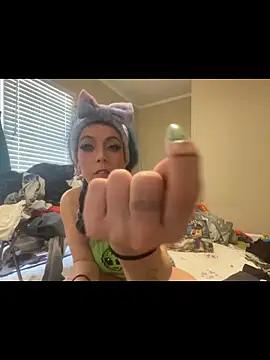Snapshot of MegaTinyyy chatting on 4, 6, 2026 MegaTinyyy online show from 4, 6, 2026