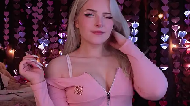 ShyniAlice online show from 14, 2, 2026