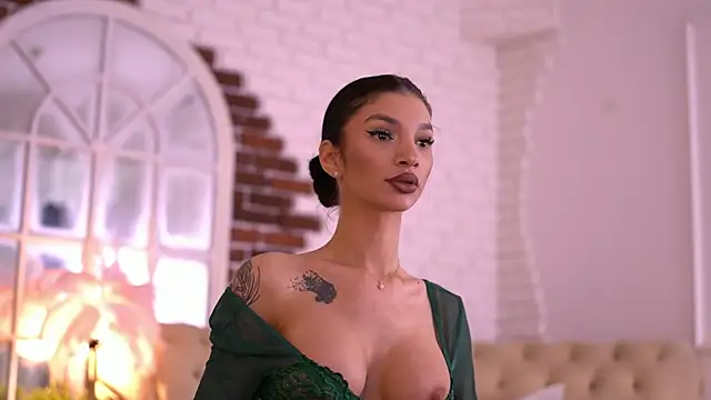 NyssaSky online show from 12, 4, 2026