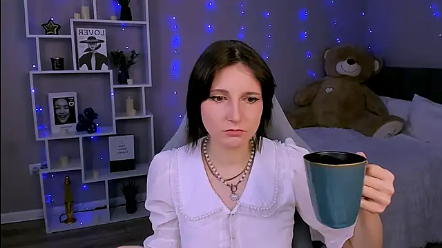 KikaOsterman online show from 9, 5, 2026