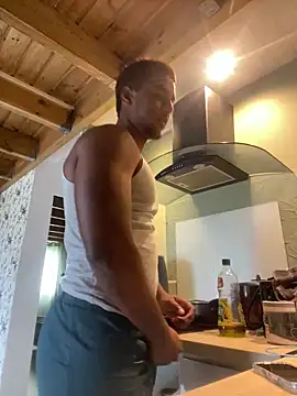 Snapshot of Axel_black10 chatting on 3, 2, 2026 Axel black10 online show from 3, 2, 2026