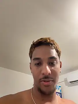 Axel black10 online show from 4, 3, 2026