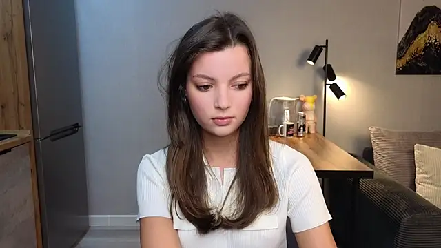 KitKatie online show from 25, 2, 2026