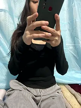 berry alma06 online show from 13, 1, 2026