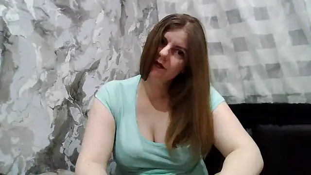 Snapshot of DarkRose0104 chatting on 16, 2, 2026 DarkRose0104 online show from 16, 2, 2026