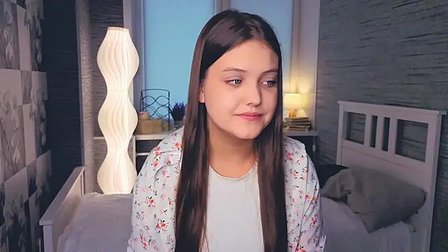 WhitleyMurra online show from 16, 2, 2026