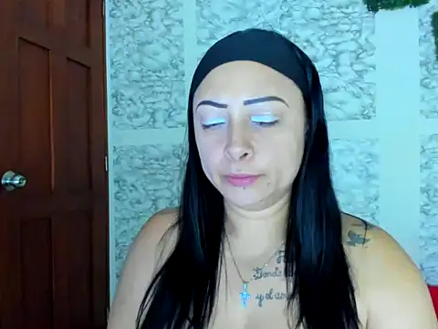 XXXStephanie XXX online show from 12, 5, 2026