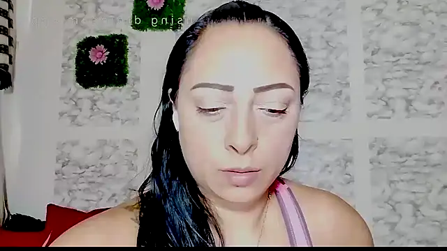 Snapshot of XXXStephanie_XXX chatting on 4, 7, 2026 XXXStephanie XXX online show from 4, 7, 2026