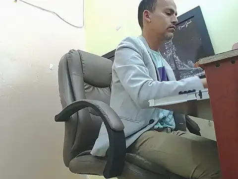 Snapshot of Oswalldo__ chatting on 23, 2, 2026 Oswalldo online show from 23, 2, 2026