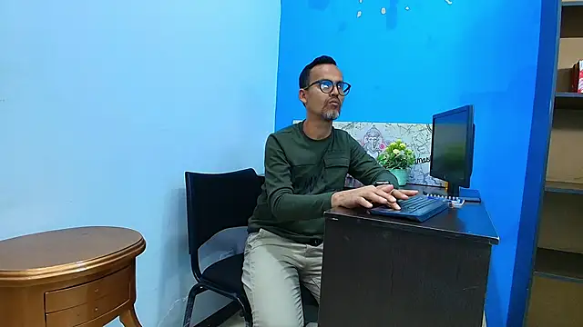 Snapshot of Oswalldo__ chatting on 2, 3, 2026 Oswalldo online show from 2, 3, 2026