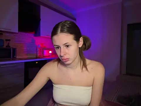 Snapshot of MissDianka chatting on 3, 2, 2026 MissDianka online show from 3, 2, 2026