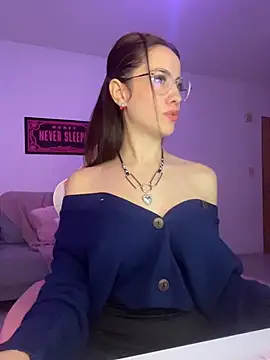 LolaSB online show from 5, 5, 2026