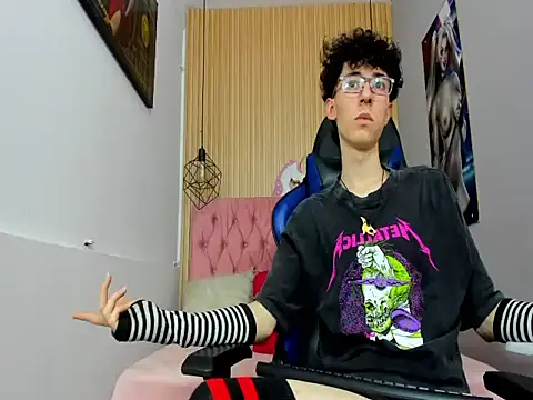 Snapshot of Syriussz chatting on 18, 2, 2026 Syriussz online show from 18, 2, 2026