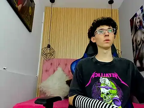 Snapshot of Syriussz chatting on 23, 2, 2026 Syriussz online show from 23, 2, 2026