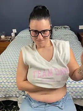 Alice Dan online show from 8, 3, 2026