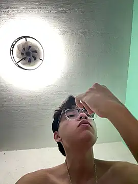 Snapshot of zack_night chatting on 9, 1, 2026 zack night online show from 9, 1, 2026