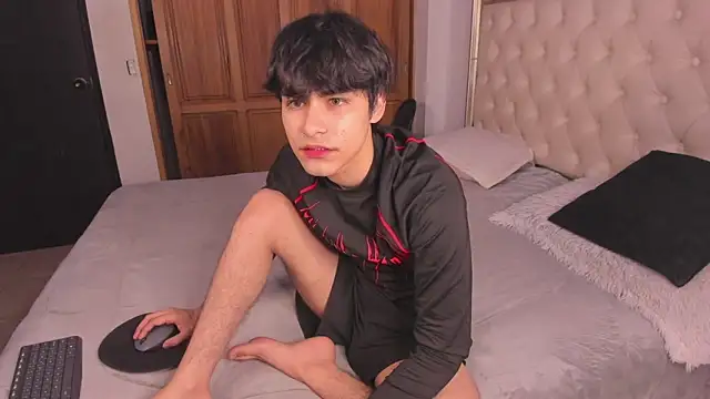 Snapshot of IamJuanJoc chatting on 4, 5, 2026 IamJuanJoc online show from 4, 5, 2026