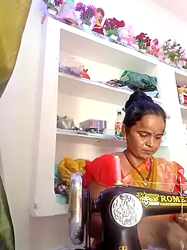 kiiuu sexe online show from 19, 3, 2026