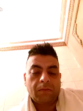 Snapshot of ashleellaunda7582 chatting on 9, 3, 2026 ashleellaunda7582 online show from 9, 3, 2026