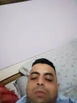 Snapshot of ashleellaunda7582 chatting on 4, 4, 2026 ashleellaunda7582 online show from 4, 4, 2026