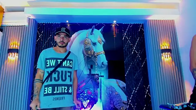 The Gods In Diamonds online show from 17, 1, 2026