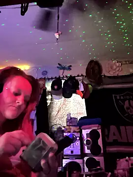 DisireAfterDark online show from 4, 2, 2026