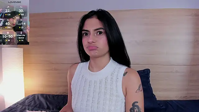 Snapshot of lilith_petit_ chatting on 17, 1, 2026 lilith petit online show from 17, 1, 2026