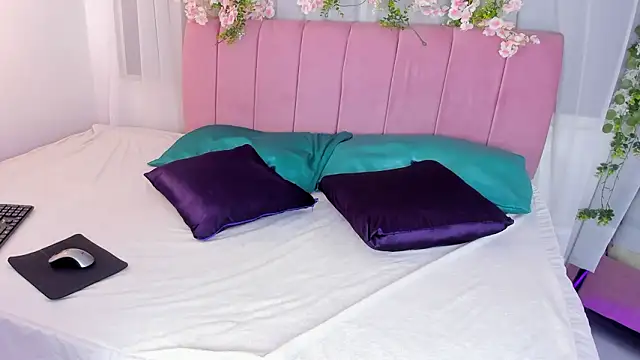 Snapshot of nicky_bonny18 chatting on 12, 2, 2026 nicky bonny18 online show from 12, 2, 2026