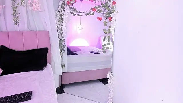 Snapshot of nicky_bonny18 chatting on 26, 2, 2026 nicky bonny18 online show from 26, 2, 2026