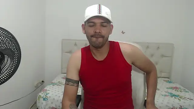 Snapshot of wildchris_ chatting on 12, 1, 2026 wildchris online show from 12, 1, 2026