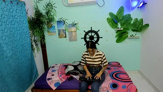 Snapshot of lucerodelamanana343 chatting on 18, 2, 2026 lucerodelamanana343 online show from 18, 2, 2026