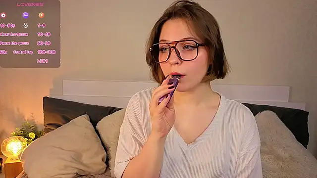 Next2Marie online show from 10, 4, 2026