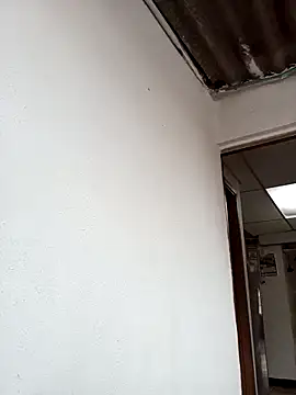 torvyHot online show from 15, 4, 2026