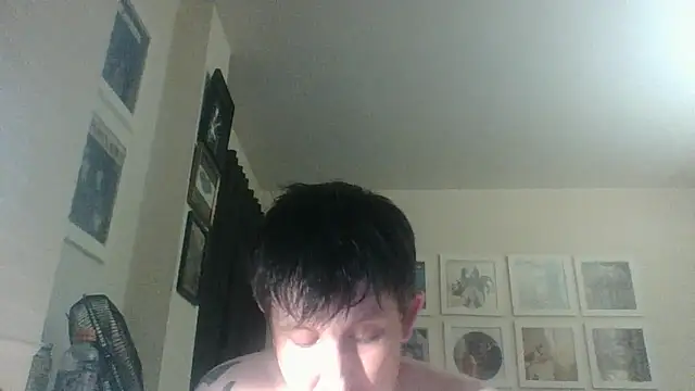 Snapshot of 2flimsy chatting on 25, 5, 2026 2flimsy online show from 25, 5, 2026