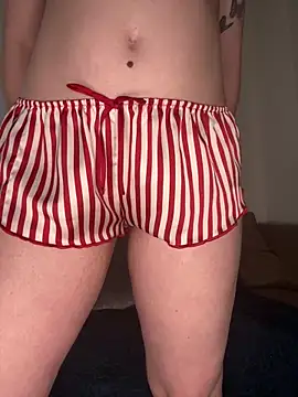 Snapshot of Bayleighjohnson18 chatting on 7, 3, 2026 Bayleighjohnson18 online show from 7, 3, 2026