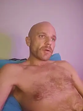 FrankieFuckMe online show from 3, 6, 2026
