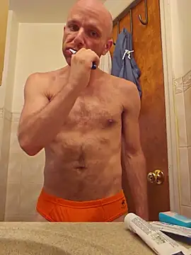 FrankieFuckMe online show from 19, 6, 2026