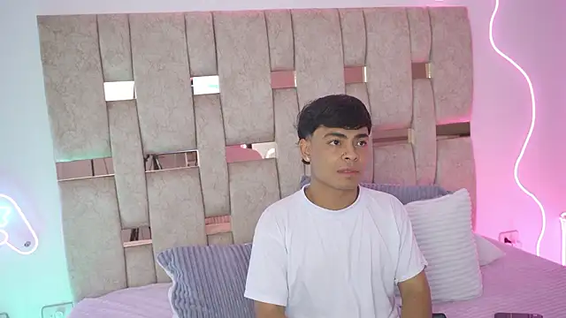 Snapshot of LiamJaxon chatting on 14, 1, 2026 LiamJaxon online show from 14, 1, 2026