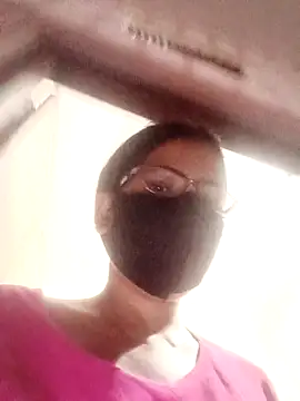 sexyqueen558 online show from 7, 3, 2026