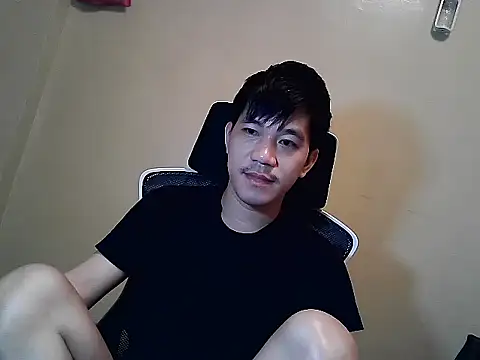 Snapshot of asian_guy67 chatting on 2, 7, 2026 asian guy67 online show from 2, 7, 2026
