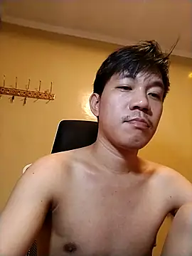Snapshot of asian_guy67 chatting on 8, 7, 2026 asian guy67 online show from 8, 7, 2026