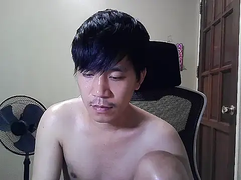 Snapshot of asian_guy67 chatting on 28, 7, 2026 asian guy67 online show from 28, 7, 2026