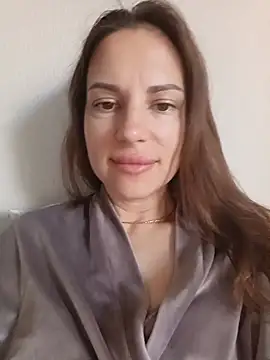 Snapshot of She-Moon chatting on 11, 6, 2026 She-Moon online show from 11, 6, 2026